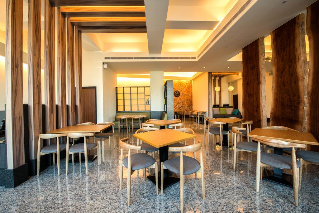 Celebrity 99 Hotel Ji'an Esterno foto
