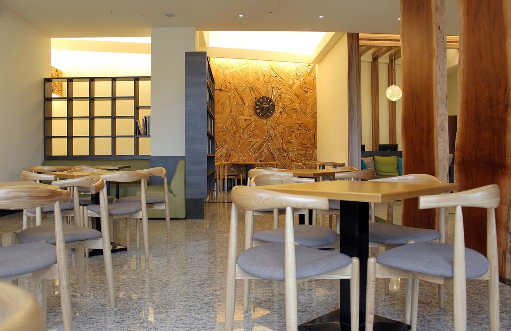 Celebrity 99 Hotel Ji'an Esterno foto